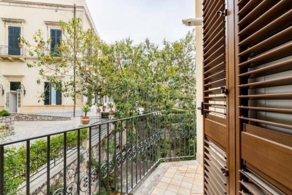 Casa Kairos Lägenhet Taormina Exteriör bild